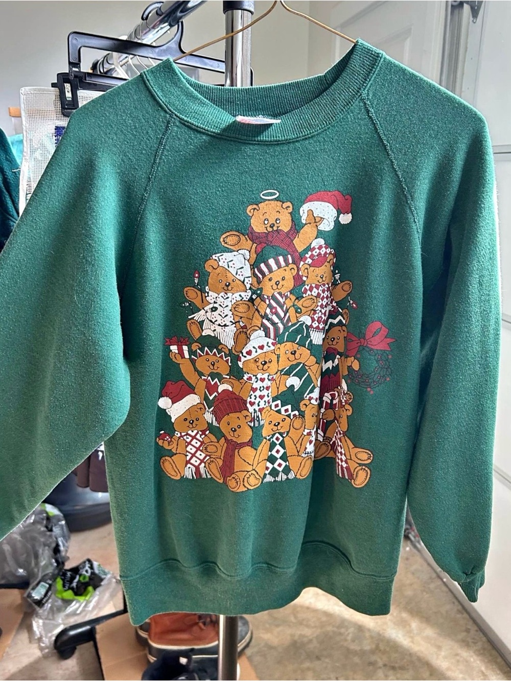 Vintage Hanes Activewear Christmas Teddy Bear Sweatshirt Green USA Made M